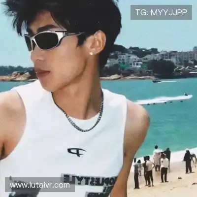鲍秦心